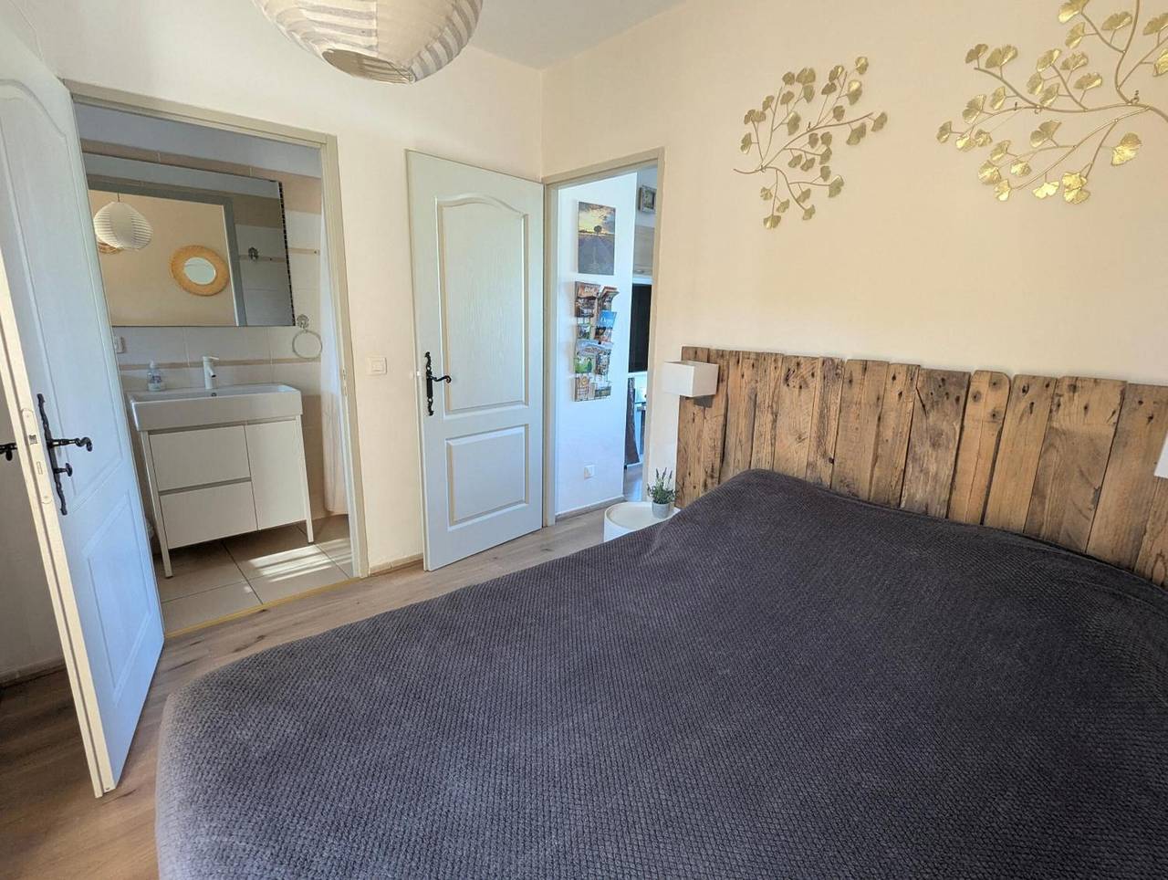 Dépendance cosy à Apt avec piscine, Wi-Fi et climatisation in Apt, Parc naturel régional du Luberon