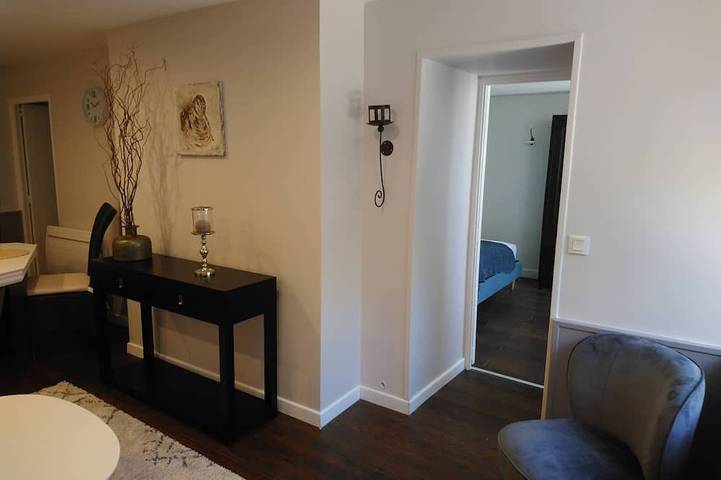 Apartamento entero, Apartamento-Romántico-Baño privado con ducha-Terraza-isle 2 in Port-Bail-sur-Mer, Côte de la Déroute