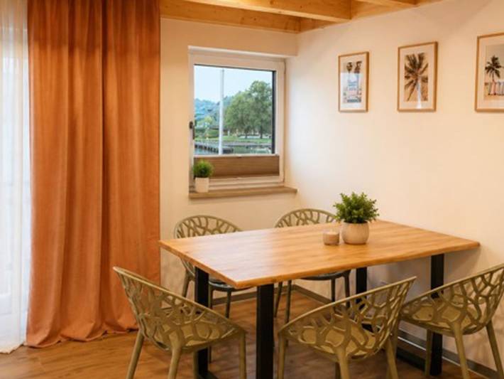 Ferienwohnung für 6 Personen, mit Balkon und Seeblick sowie Ausblick, kinderfreundlich in Mondsee (Stadt) - 4