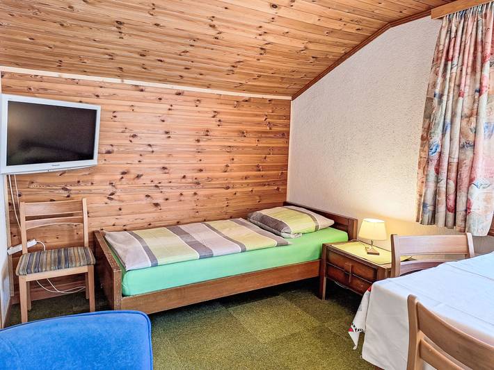 Gîte pour 3 personnes, avec sauna ainsi que jardin et balcon à Grindelwald - 4