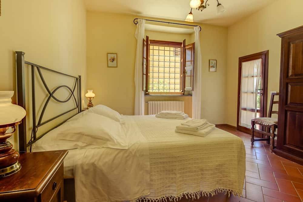 Appartamento intero, Pendolino-appartamento piano terra sul vigneto-Agriturismo San Jacopo in Reggello, Valdarno