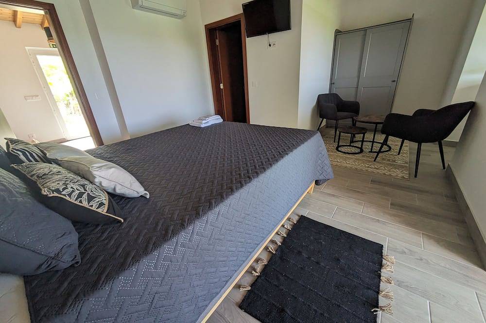 Preto the Black room in Feteira, Faial