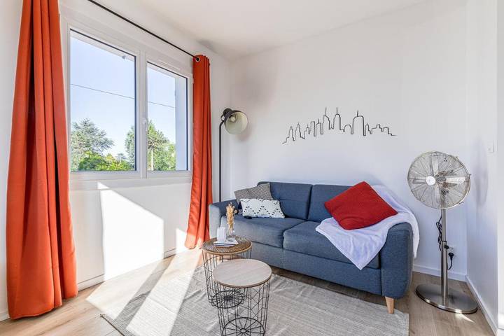Appartement de vacances pour 2 personnes, avec Balcon ainsi que Terrasse et Jardin