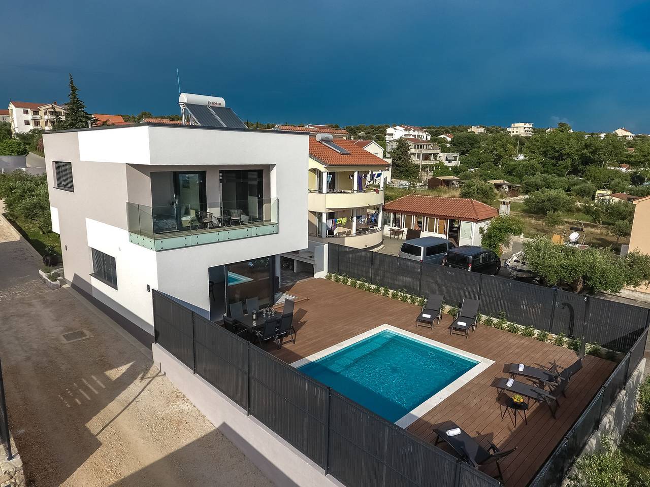 Villa in Pakoštane am Strand mit Pool in Pakostane, Zadar