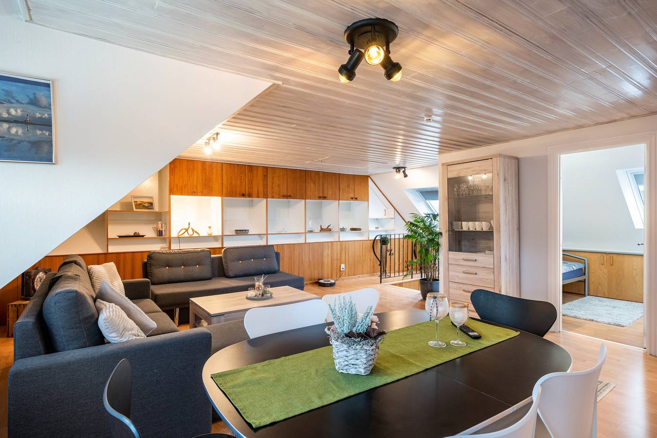 Ganze Wohnung, Ferienwohnung Im Obergeschoss" mit Gemeinschaftsterrasse, Gemeinschaftsgarten und Wi-Fi in Immenstedt, Grünes Binnenland