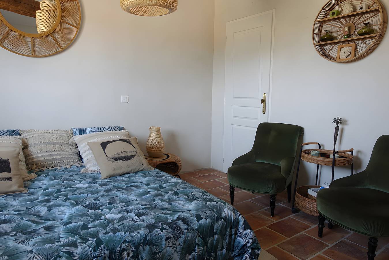 Chambre la Luna, un refugio de paz con encanto provenzal in Théziers, Region de Nimes