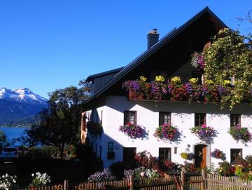 Ferienwohnung für 5 Personen, mit Seeblick und Garten in Steinbach am Attersee