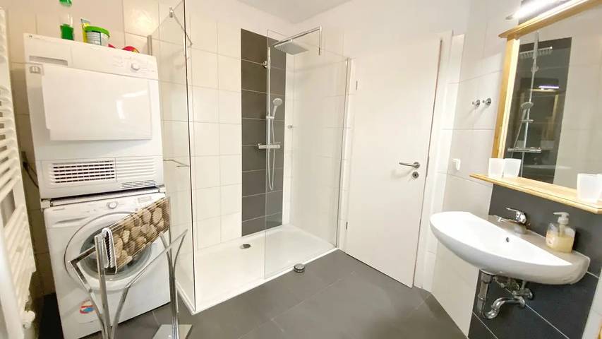 Ferienhaus für 6 Personen, mit Terrasse und Garten in Sassnitz - 4