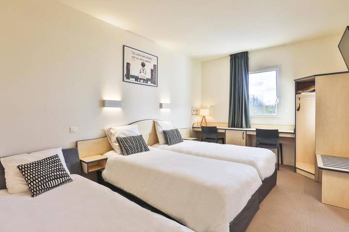 Hôtel pour 2 personnes, avec jardin à Sainte-Hermine - 3