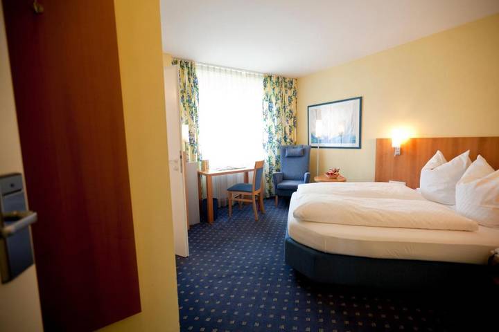 Hotel para 5 personas, con vistas - 1