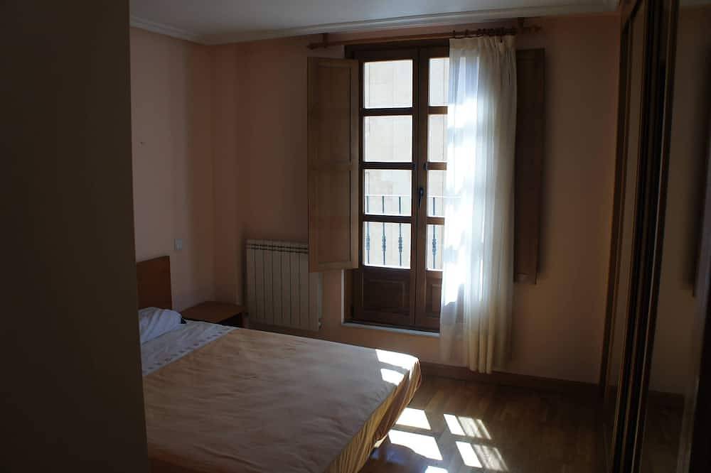 Entire apartment, Monumental Salamanca Apartments 203 in Centro (Salamanca), Salamanca