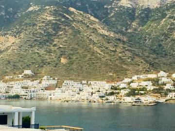 Location de vacances pour 9 personnes, avec vue et jardin dans Kamarès