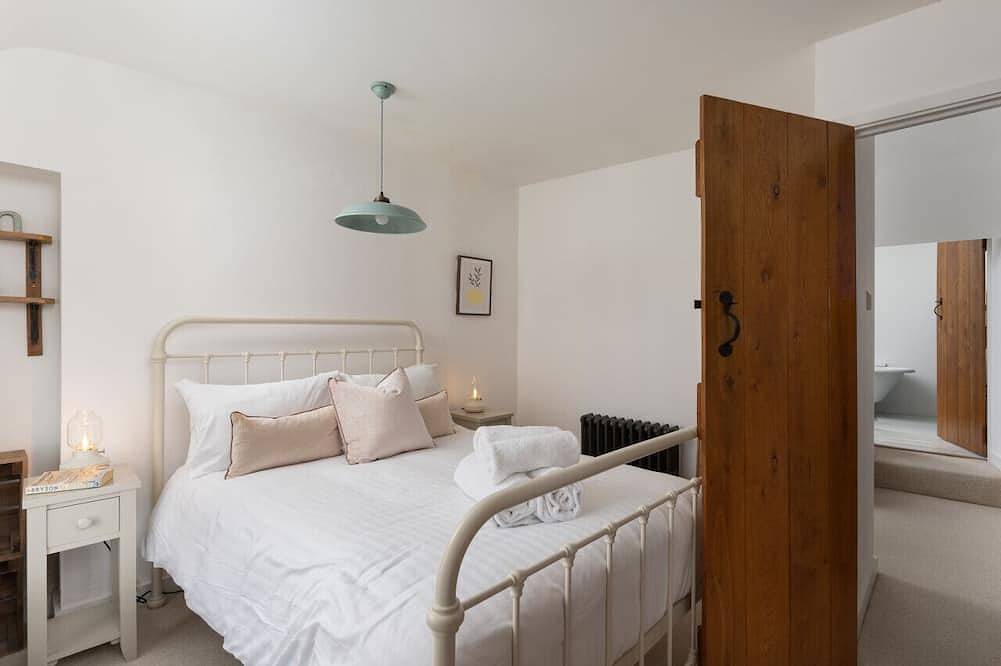 * New Property * Charming Character Cottage & Garten mit Holzofen in Newlyn, Cornwall