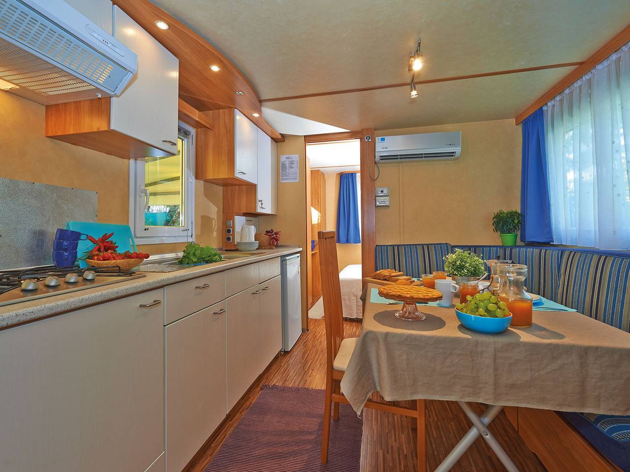 Accogliente chalet nella pineta in Baia Domizia, Provincia di Caserta