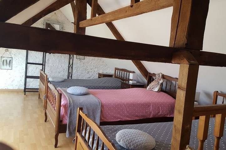 Gîte pour 5 personnes, avec jardin dans Aure sur Mer - 2