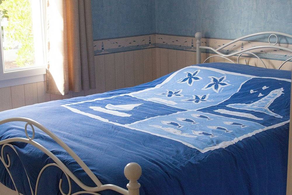 Charmante maison toute équipée, située à proximité des îles de Ré, d'Oléron, Aix in Ciré-d'Aunis, Région de Rochefort