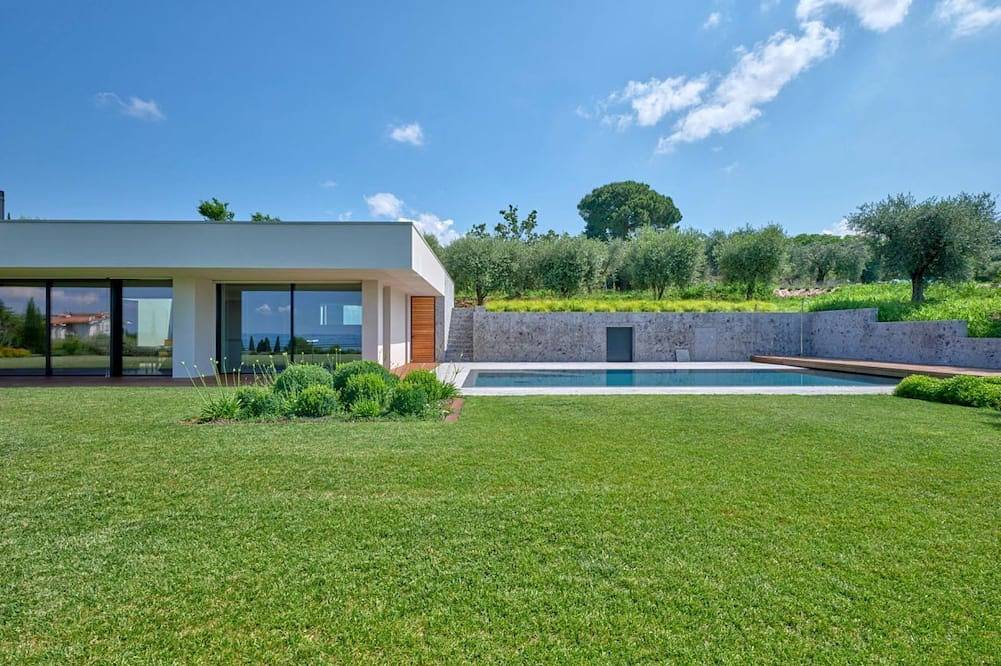 Villa per 4 Persone in Bardolino, Prealpi Gardesane