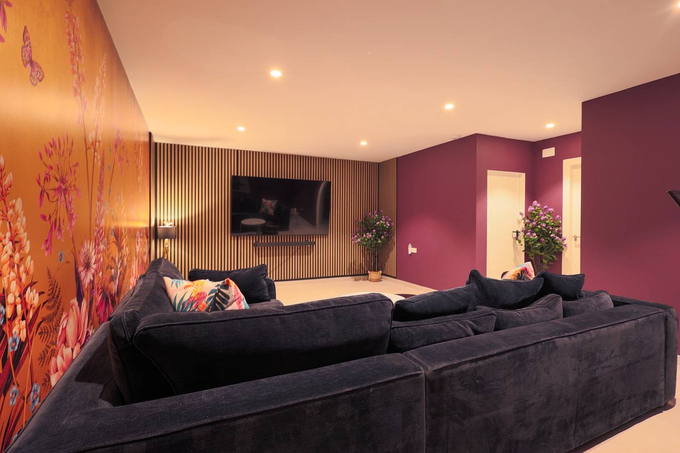 4 Bed Villa - Sleeps 8 - Pool - Garden - Parking in Los Alcázares, Costa Cálida