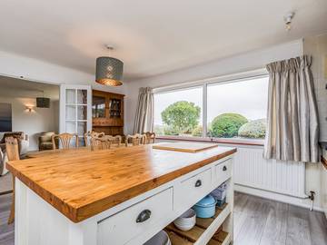 Glamping for 4 People in Southbourne, West Sussex, Photo 4