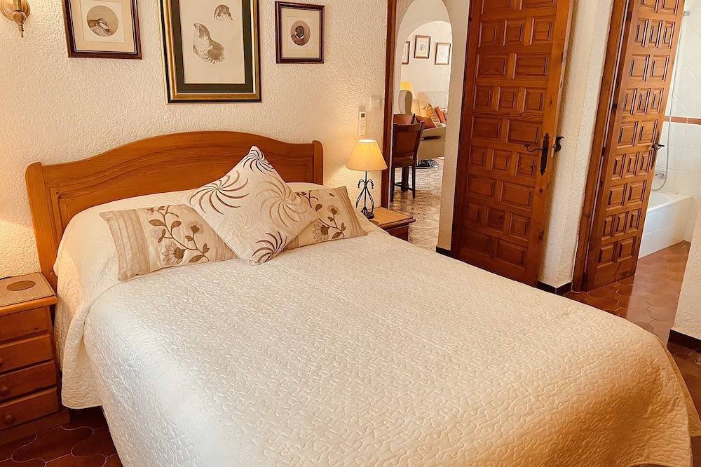 Private Villa mit Pool in der Nähe des Golfplatzes, kurze Fahrt zum Strand in Dénia, Costa Blanca