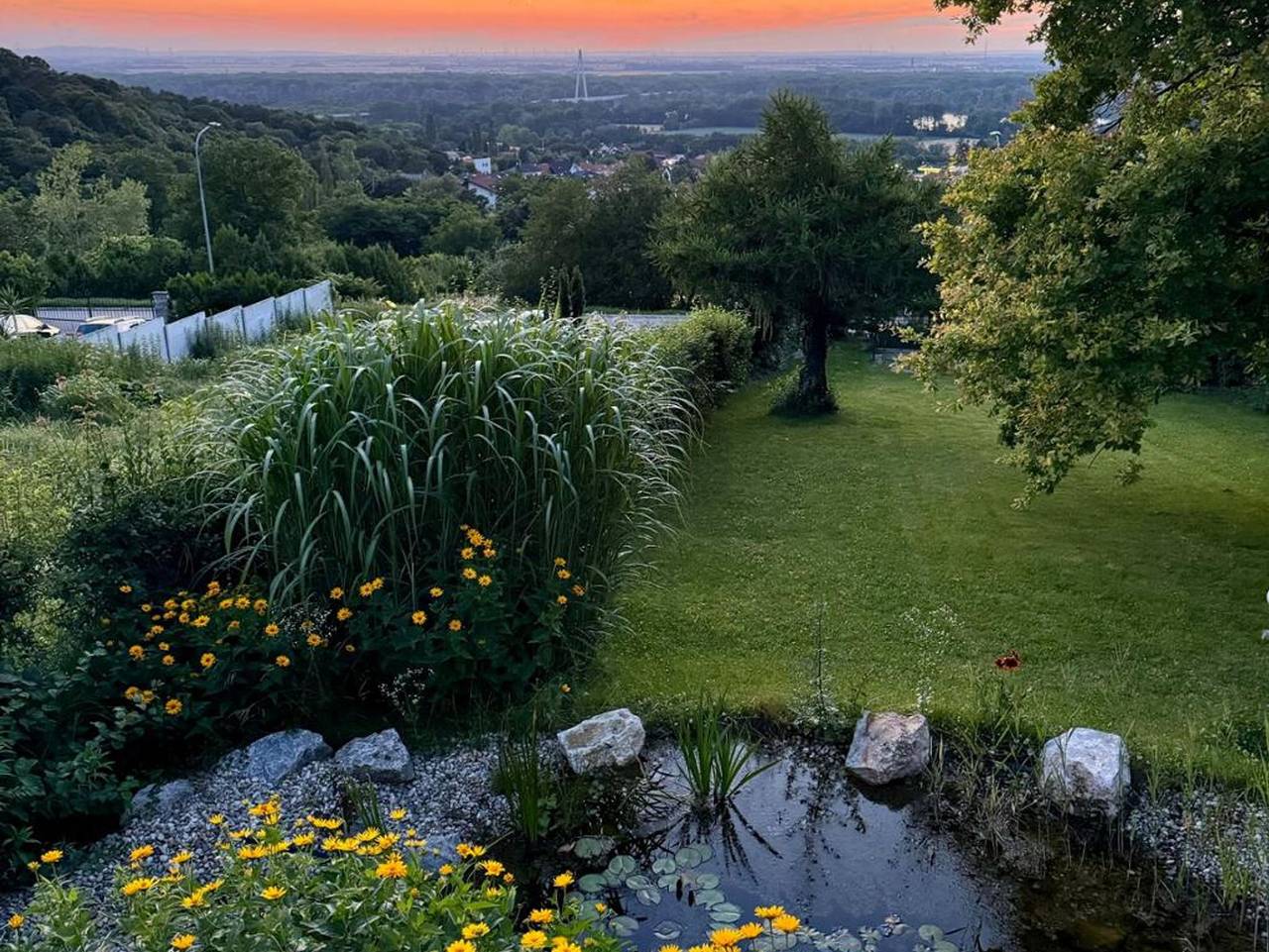 Ganze Wohnung, Chalet Auenblick - Chalet mit Fernblick in Donau Niederösterreich