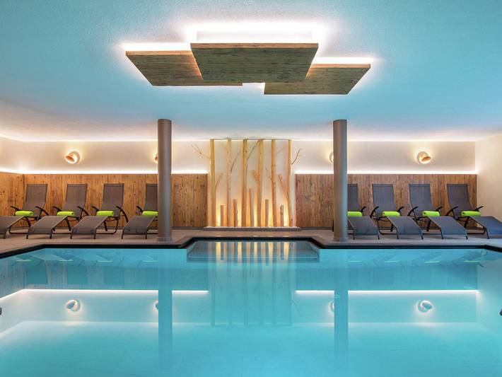 Hotel für 4 Personen, mit Whirlpool und Balkon sowie Garten - 1