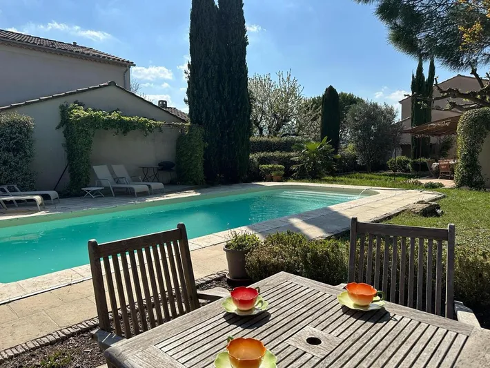 Chalet para 8 personas, con jardín además de piscina y vistas - 1