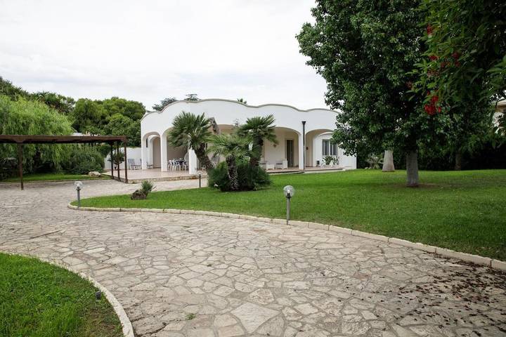 Villa per 8 persone, con Terrazza e Giardino nonché Panorama a Nardò