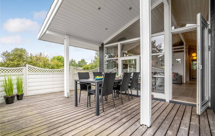 Ferienhaus für 6 Personen mit Terrasse in Rødby, Schwedische Ostsee