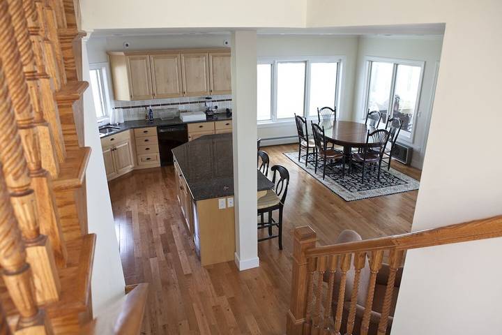 Vacation house for 12 people, with yard in Finger Lakes