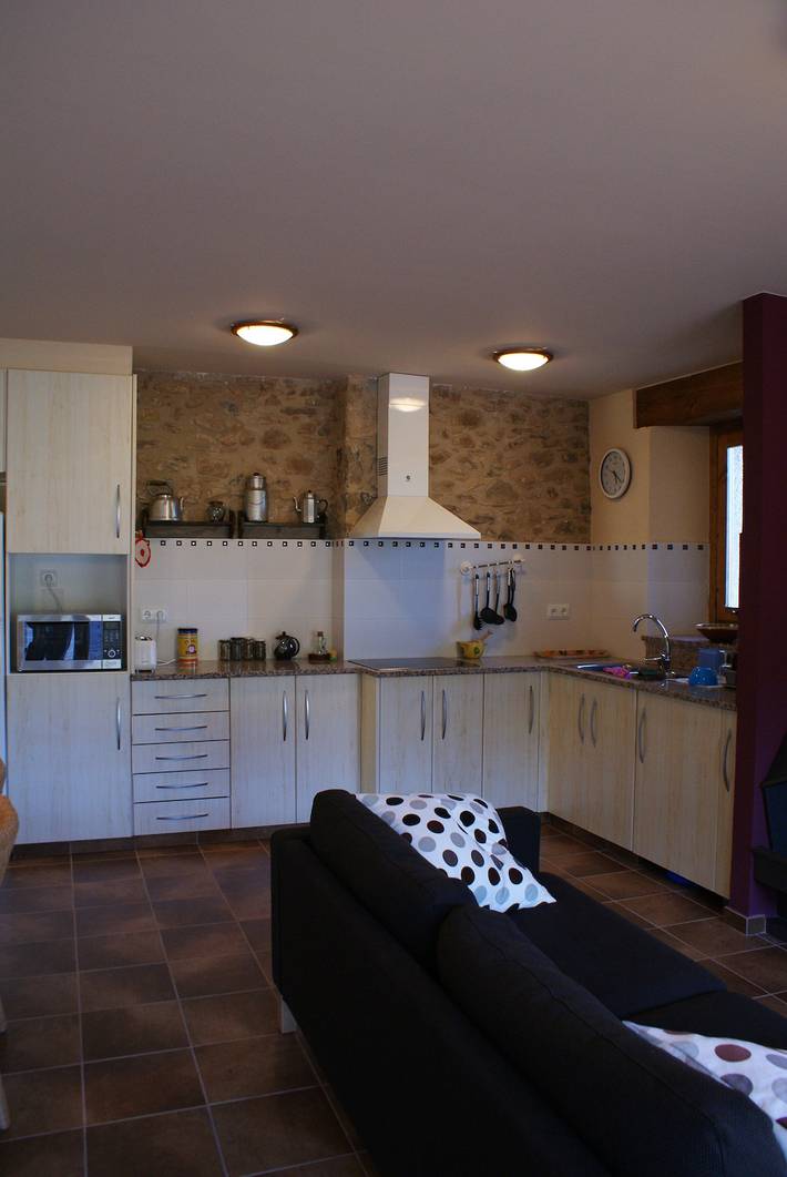 Apartamento de vacaciones para 5 personas, con vistas y jardín en Garrotxa - 3