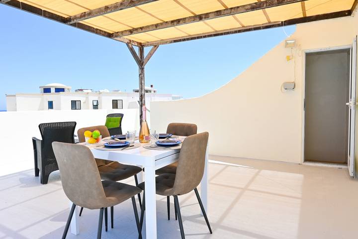 Location de vacances pour 4 personnes, avec vue sur l’océan et terrasse, animaux acceptés à Malte