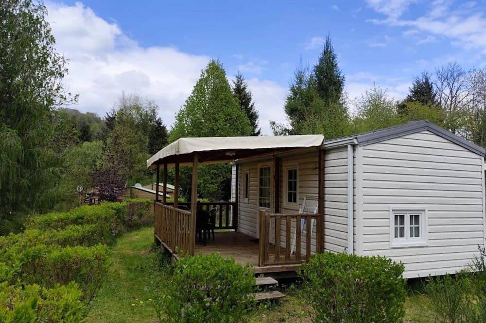 Camping 2 étoiles - ccbgadh in La Tour-d'Auvergne, Parque Natural Regional Volcans d'Auvergne