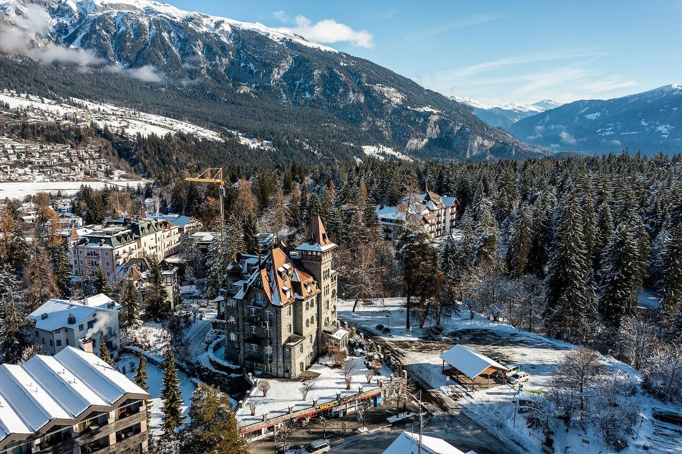 Ganze Wohnung, Luxus-Apartment, 135 m², über den Dächern von Flims, 3 Etagen im Jugendstilhaus in Flims-Dorf, Flims