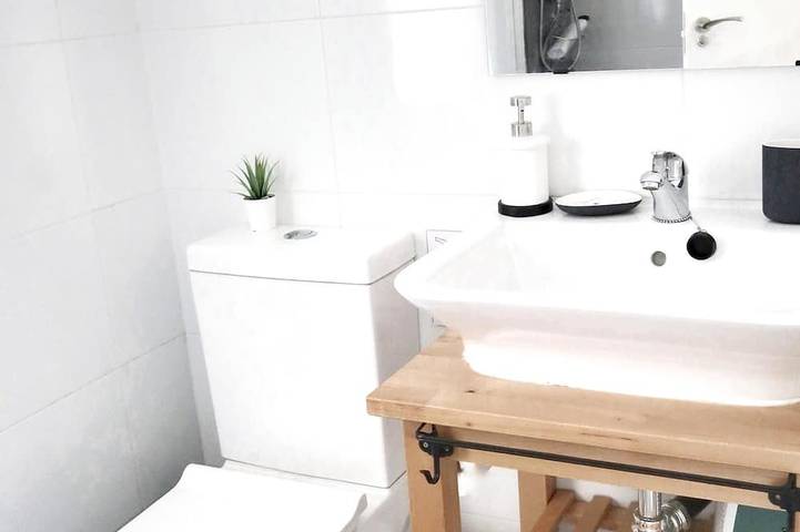 Holiday apartment for 8 people, with balcony - 1