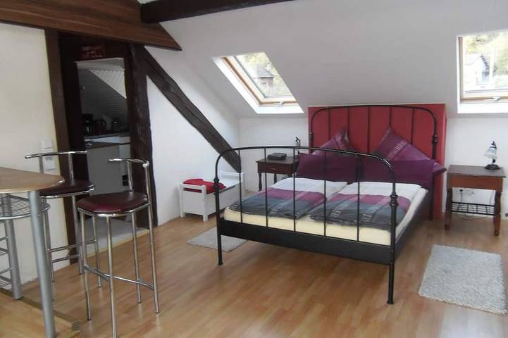 Ferienwohnung für 3 Personen, mit Terrasse und Garten in Runkel - 2