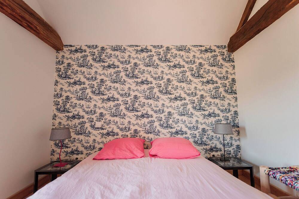 Large, fully renovated tobacco drying shed in Urval, Périgord Pourpre