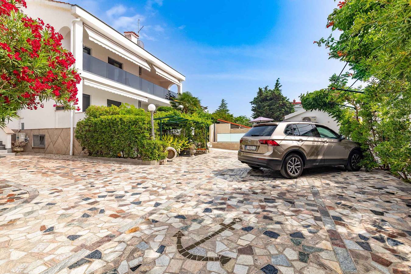 Ganzes Studio, Studio mit Terrasse und gemeinsamen Pool  in Punat, Krk