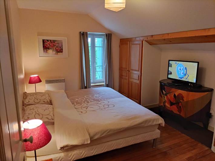 Appartement de vacances pour 3 personnes, avec Terrasse ainsi que Jacuzzi et Jardin