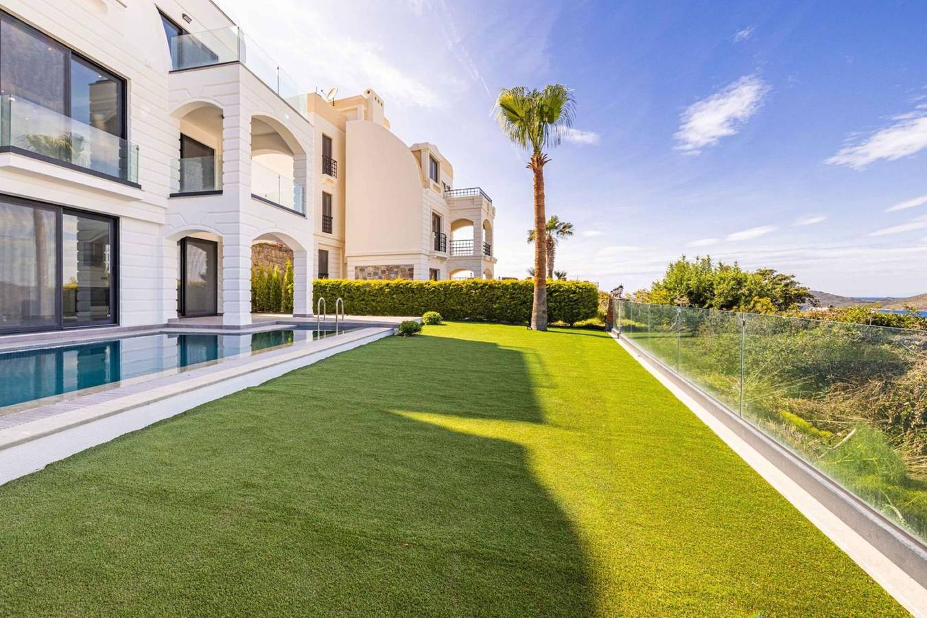 Acogedora villa con piscina privada y vistas de lujo in Bodrum, Egeo Turco