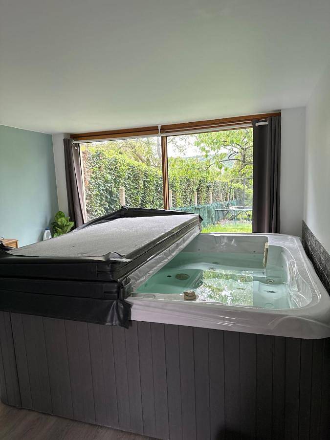 Gîte pour 4 personnes, avec jardin et jacuzzi à Petit-Couronne - 4