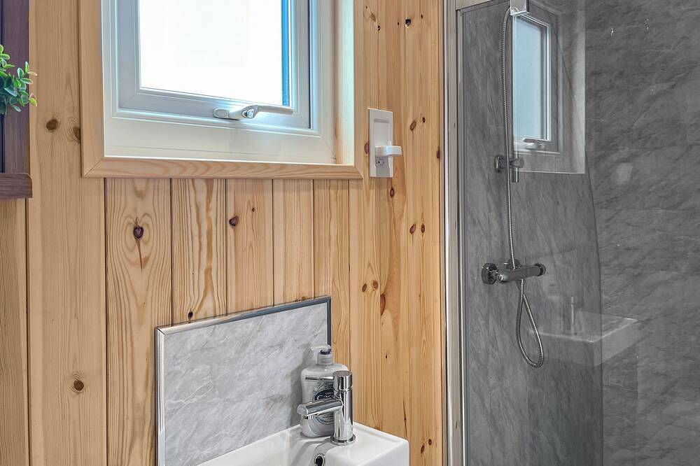 1 bedroom accommodation in Humanby, near Filey in North Yorkshire