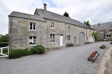 Gîte pour 4 personnes, avec jardin et terrasse à Wéris