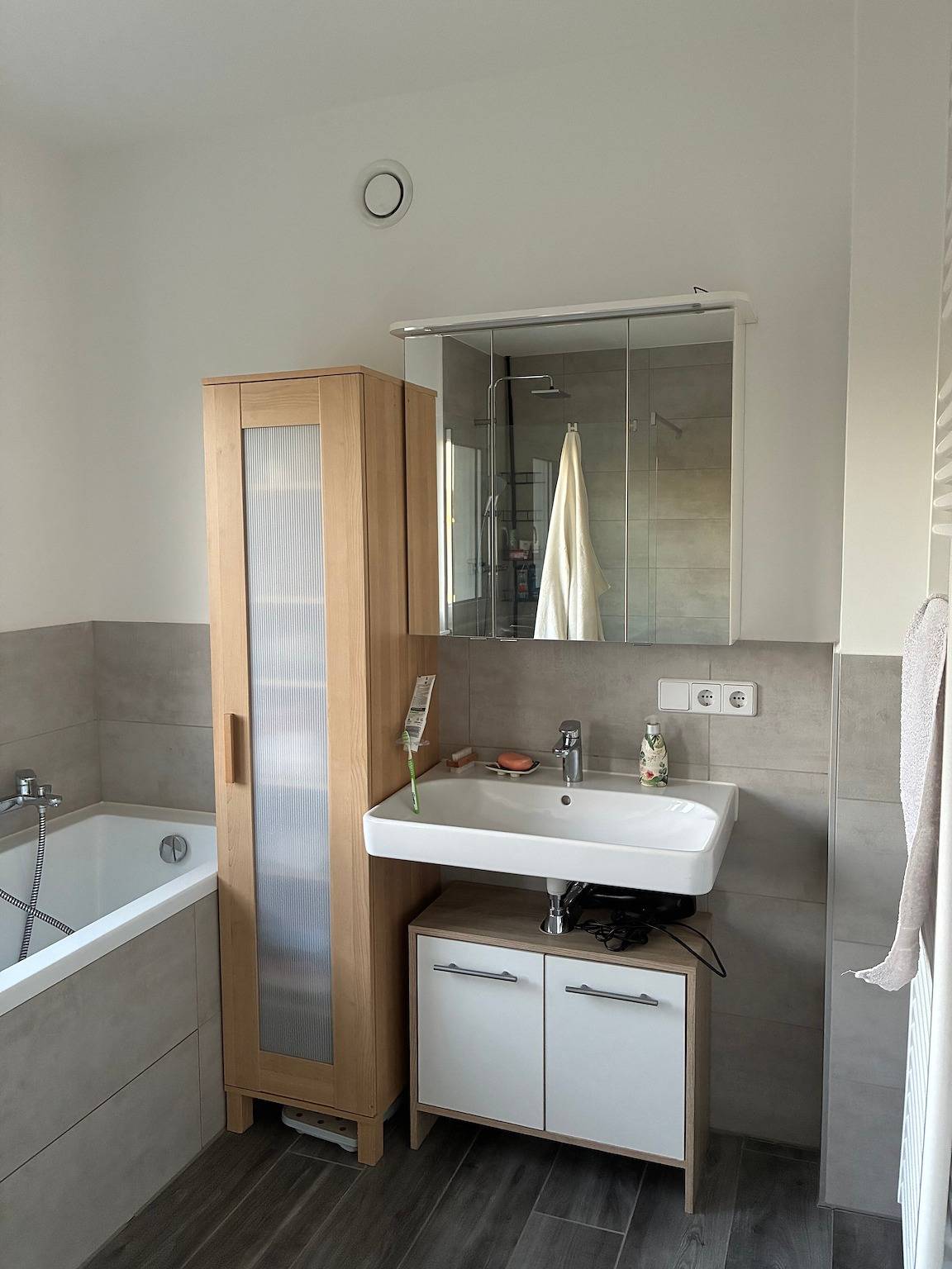 Ganze Wohnung, Apartment „Hedwig und Anna“ mit Balkon und Wlan in Zapfendorf, Landkreis Bamberg