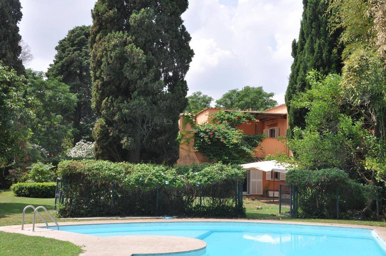 Luxury Villa - Appia Antica in Roma, Provincia di Roma