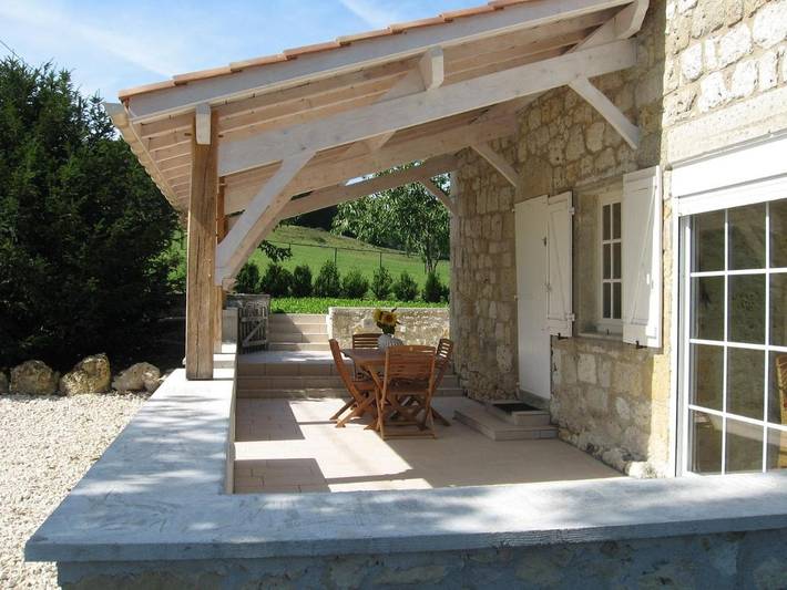 Location de vacances pour 2 personnes, avec vue et terrasse à Laugnac - 3