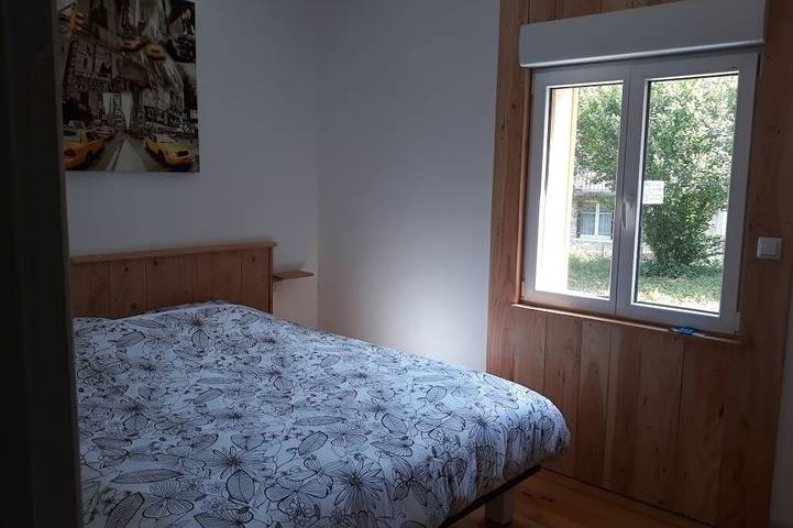 Location de vacances pour 6 personnes, avec terrasse à Axat