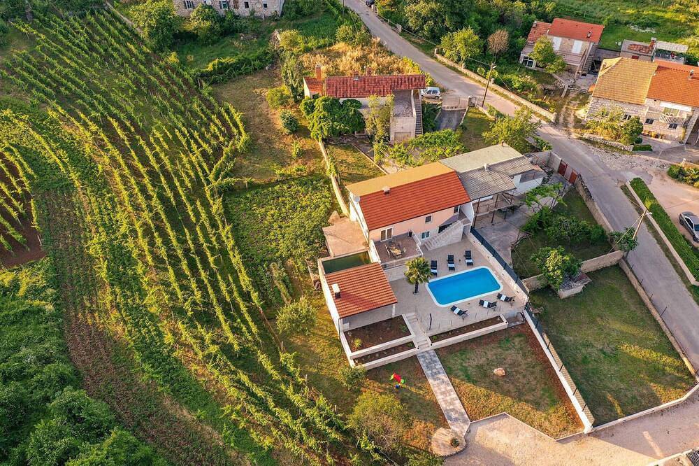 Casa vacanza a Imoschi a partire da 138€ a notte