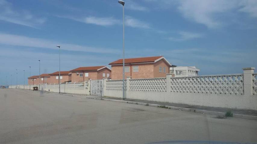Casa vacanza per 4 persone, con Terrazza e Giardino nonché Panorama a Margherita di Savoia