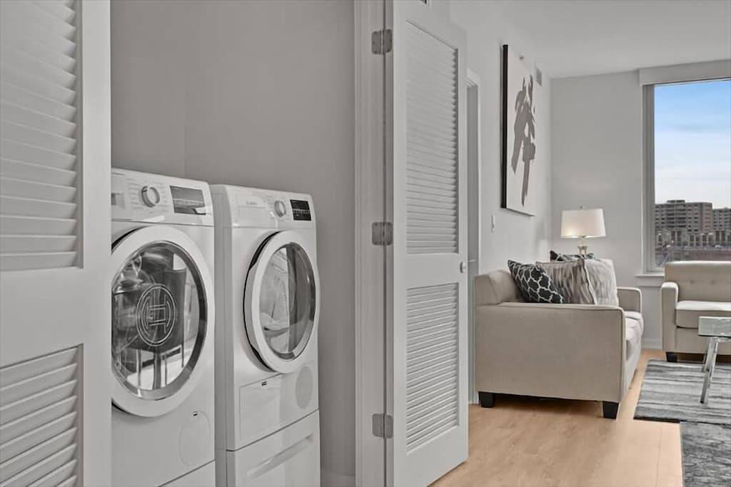 Ganze Wohnung, Luxury One Bedroom Apartment | Crystal City Arlington Va | by Gls in Arlington (VA), Arlington County